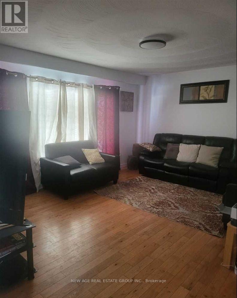 467 Limeridge Road W Property Photo 3