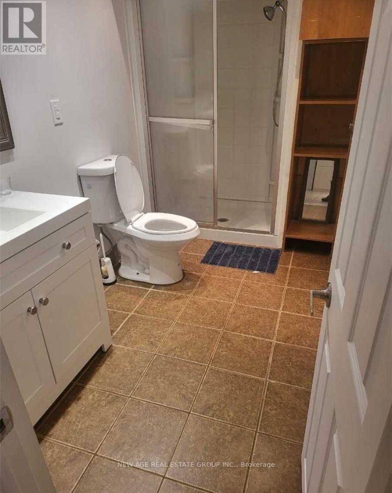 467 Limeridge Road W Property Photo 5