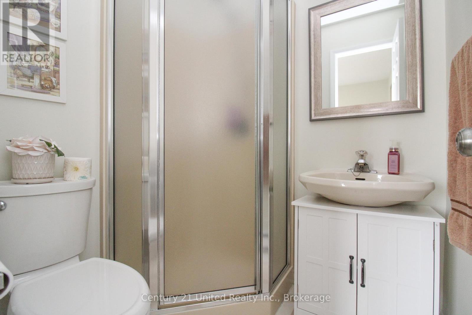 204 - 1110 Clonsilla Avenue Property Photo 17