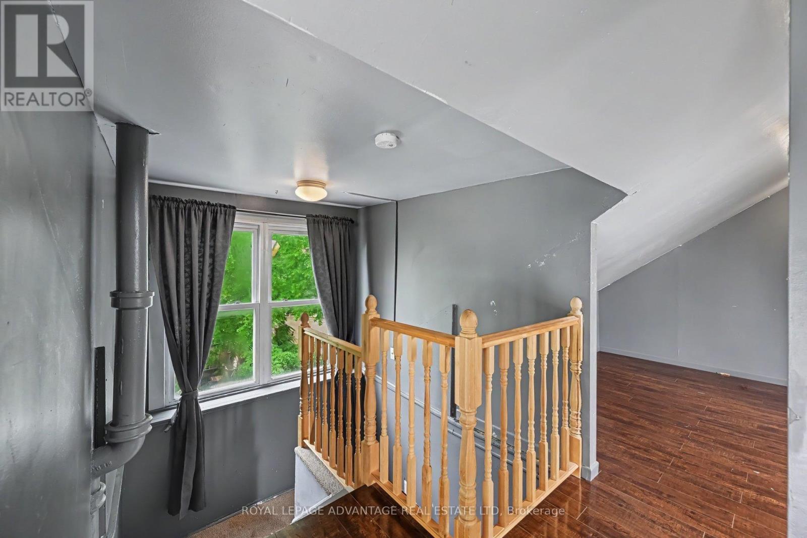 14 Beckwith Street E Property Photo 30