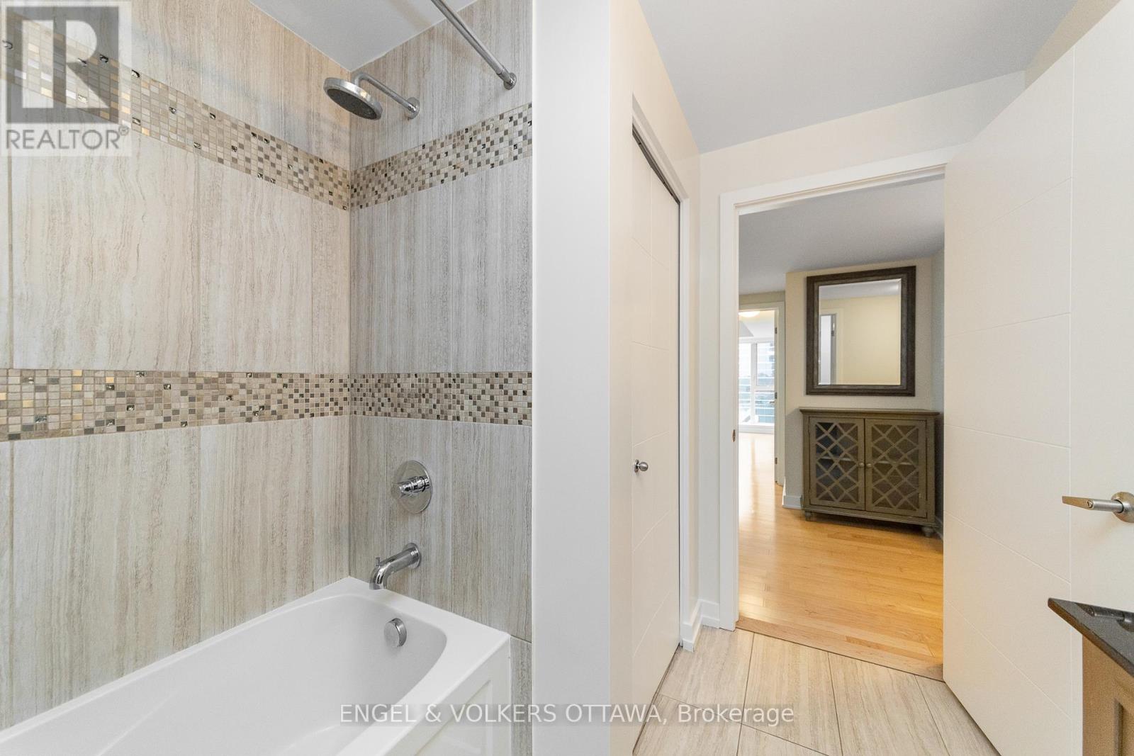 1103 - 40 Nepean Street Property Photo 20