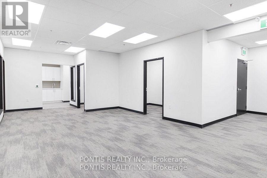 G206& 207 - 450 Hespeler Road Property Photo 4