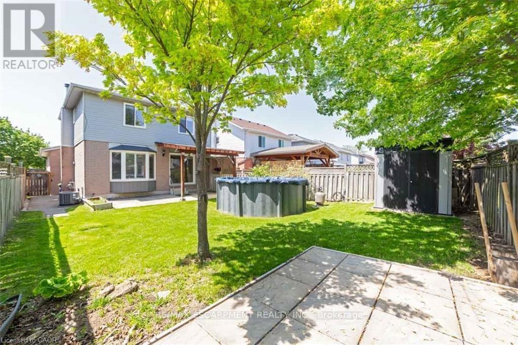19 Beachgrove Crescent Property Photo 37