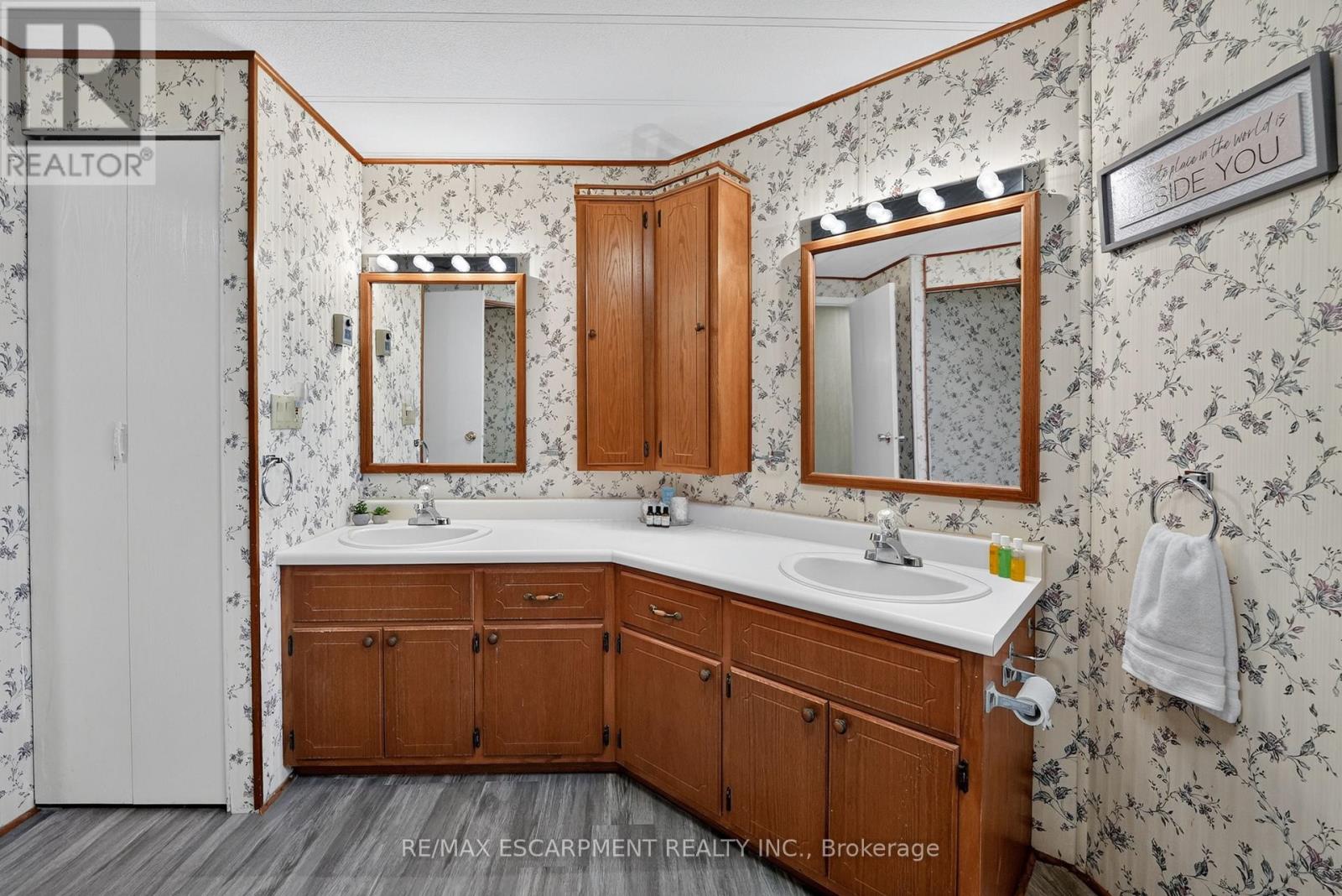 267 - 3033 Townline Road Property Photo 17