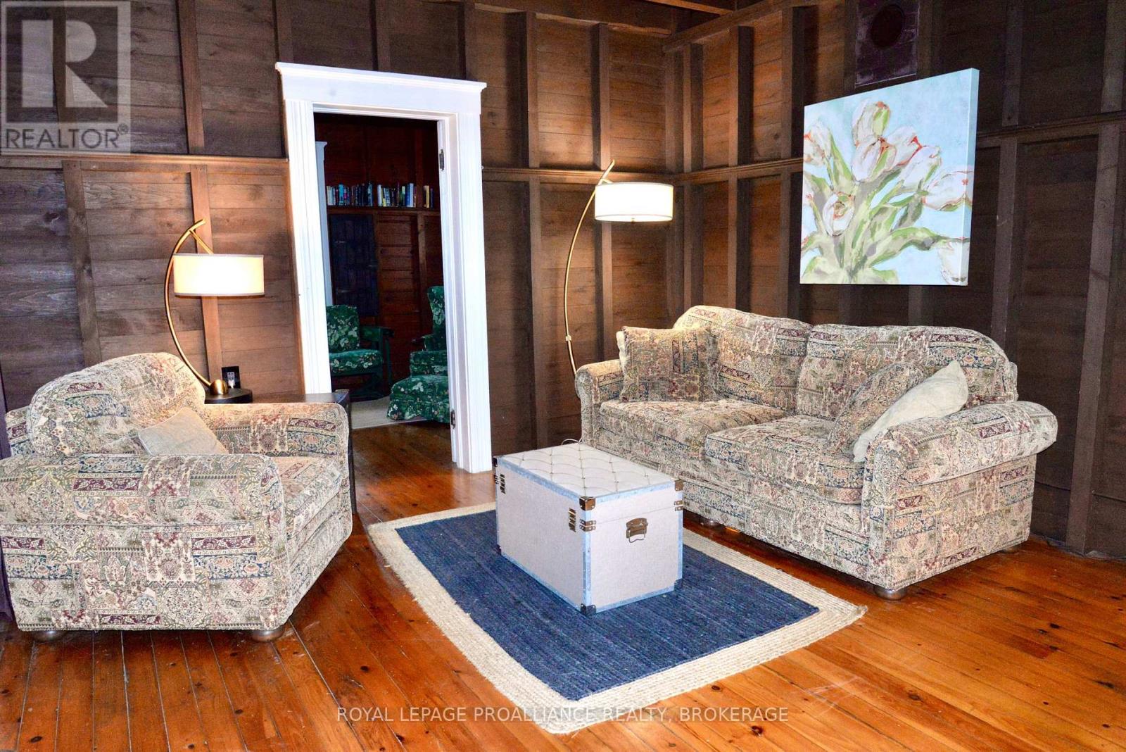 121 Tremont Park Island Property Photo 8