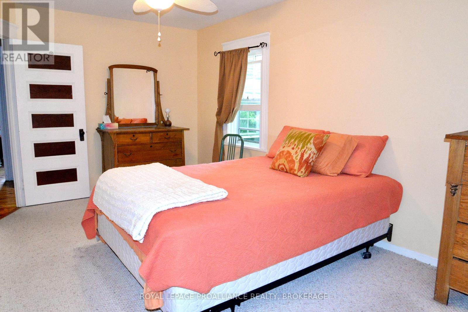 121 Tremont Park Island Property Photo 20