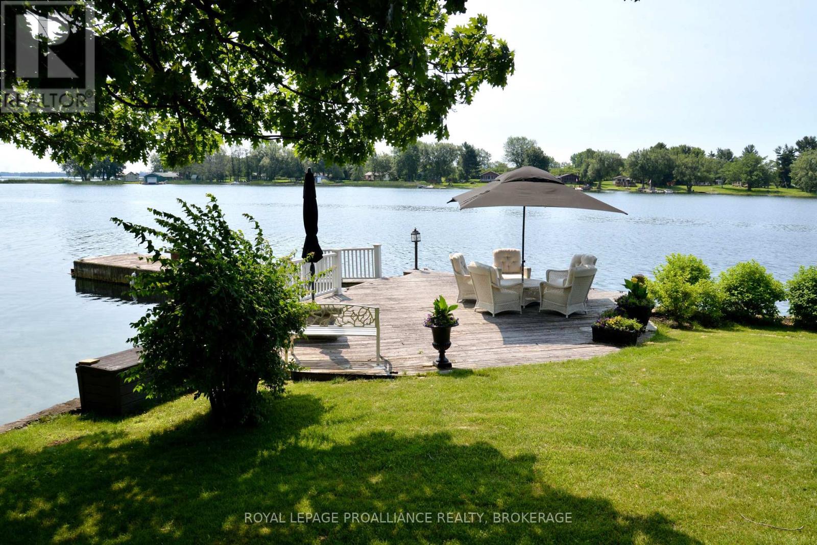 121 Tremont Park Island Property Photo 32