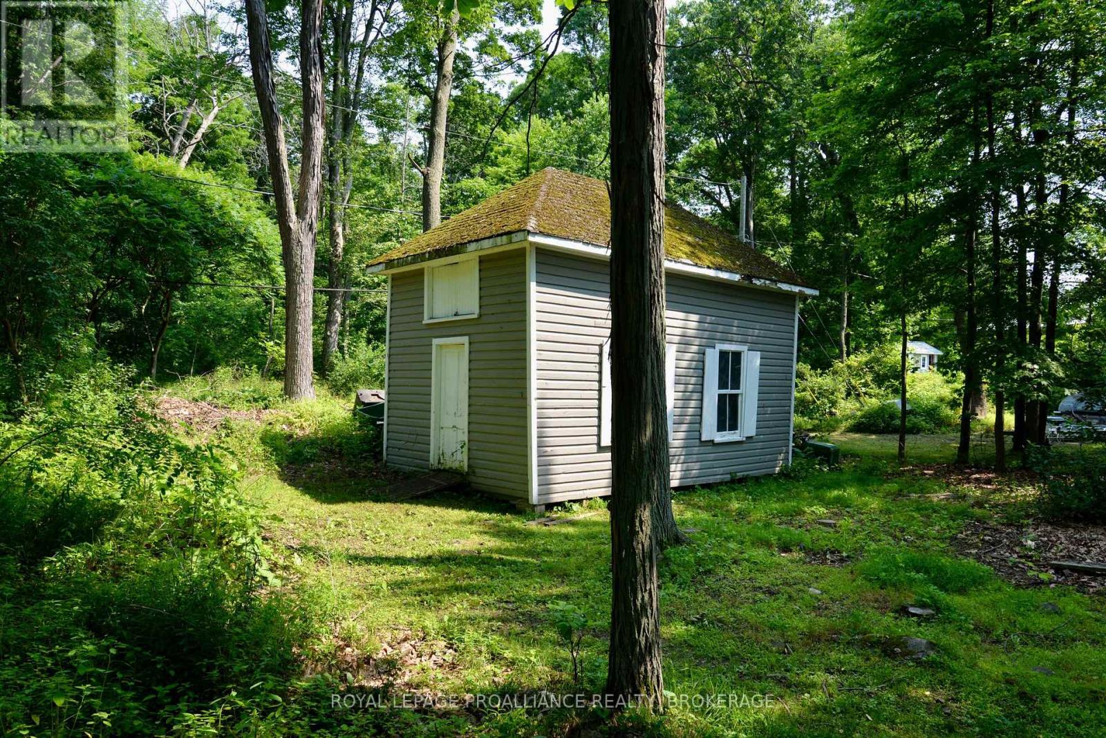 121 Tremont Park Island Property Photo 35