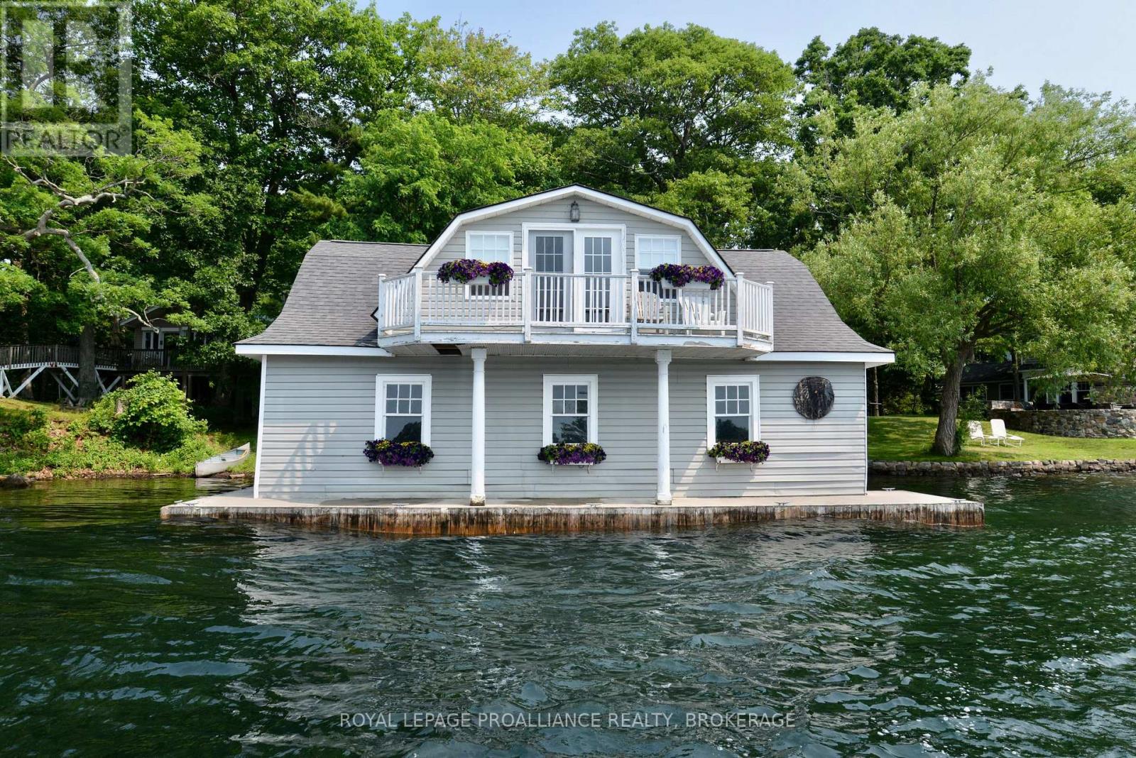 121 Tremont Park Island Property Photo 44