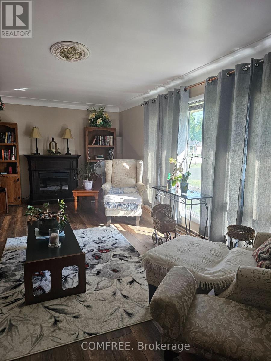 6 Sullivan Street Property Photo 6