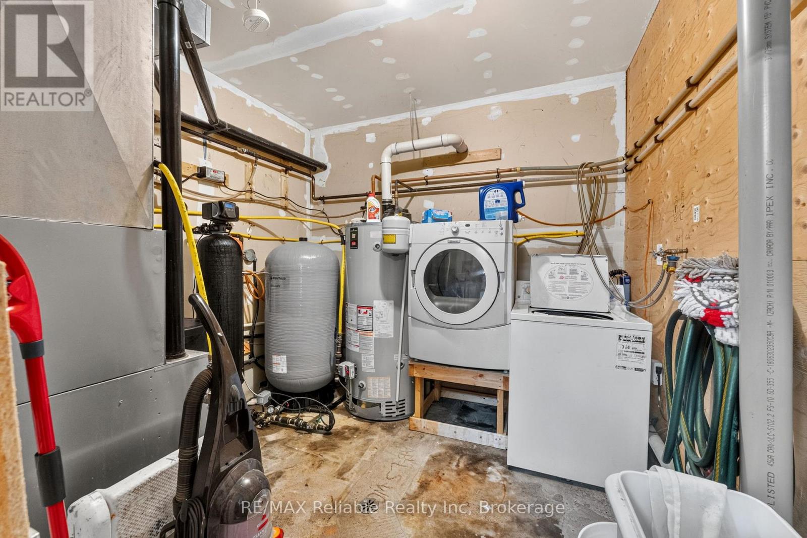 3969 Matilda Street Property Photo 12