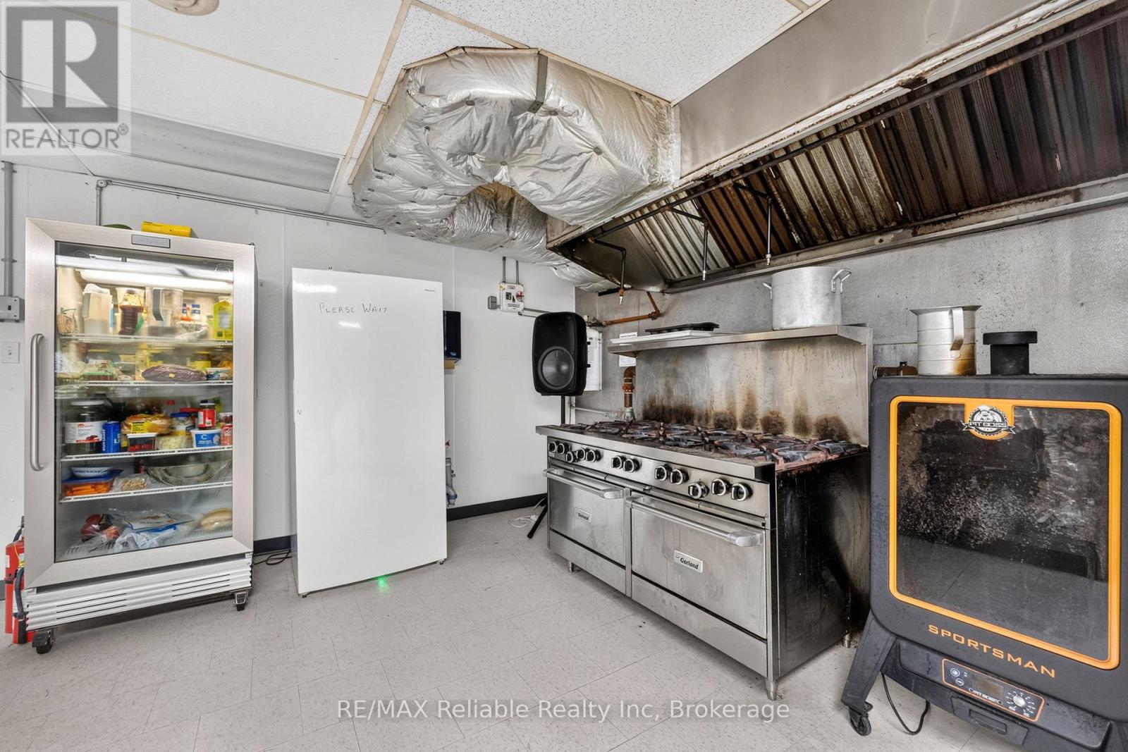 3969 Matilda Street Property Photo 15