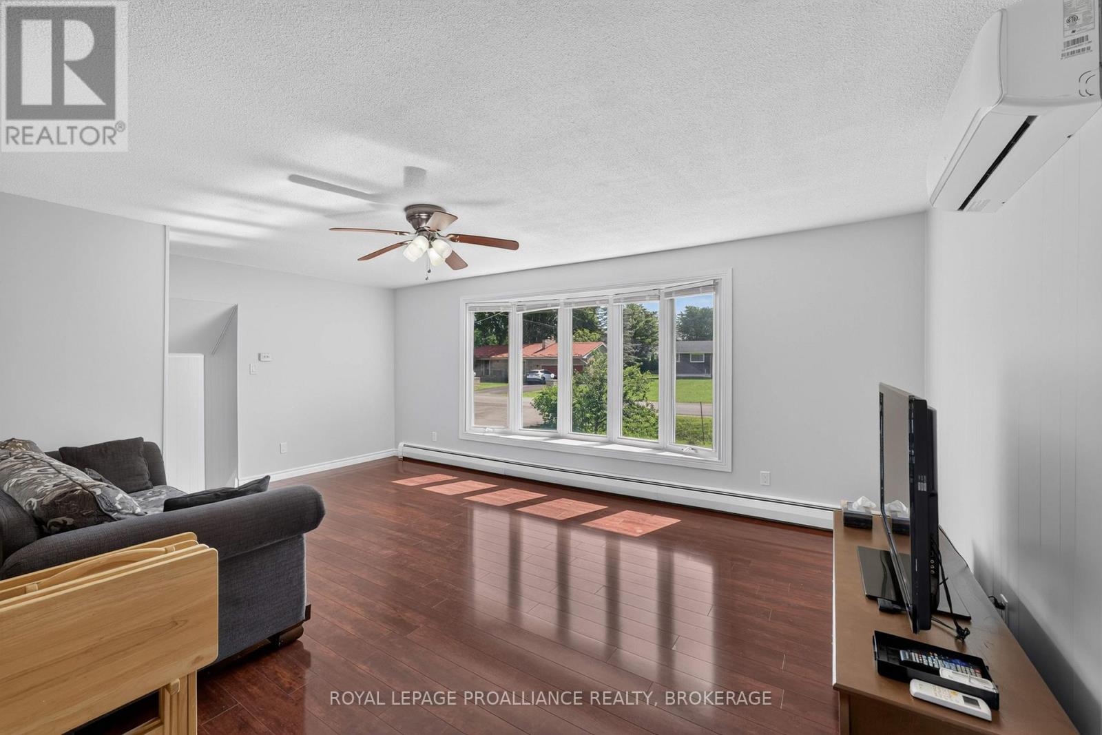 1445 Aley Street Property Photo 12