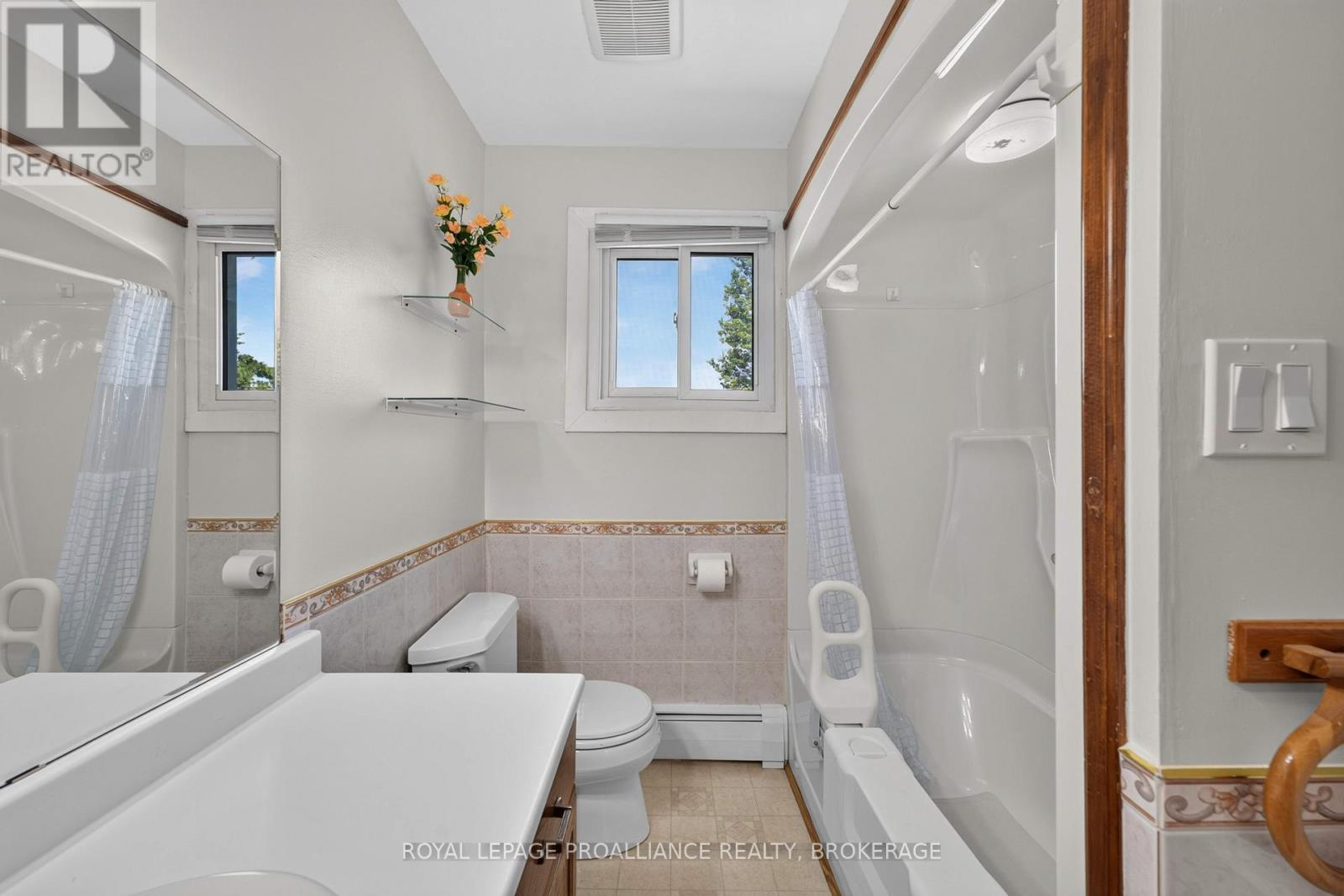 1445 Aley Street Property Photo 25