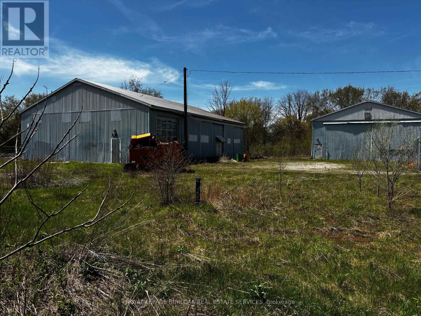 23 Petrolia Street Property Photo 6
