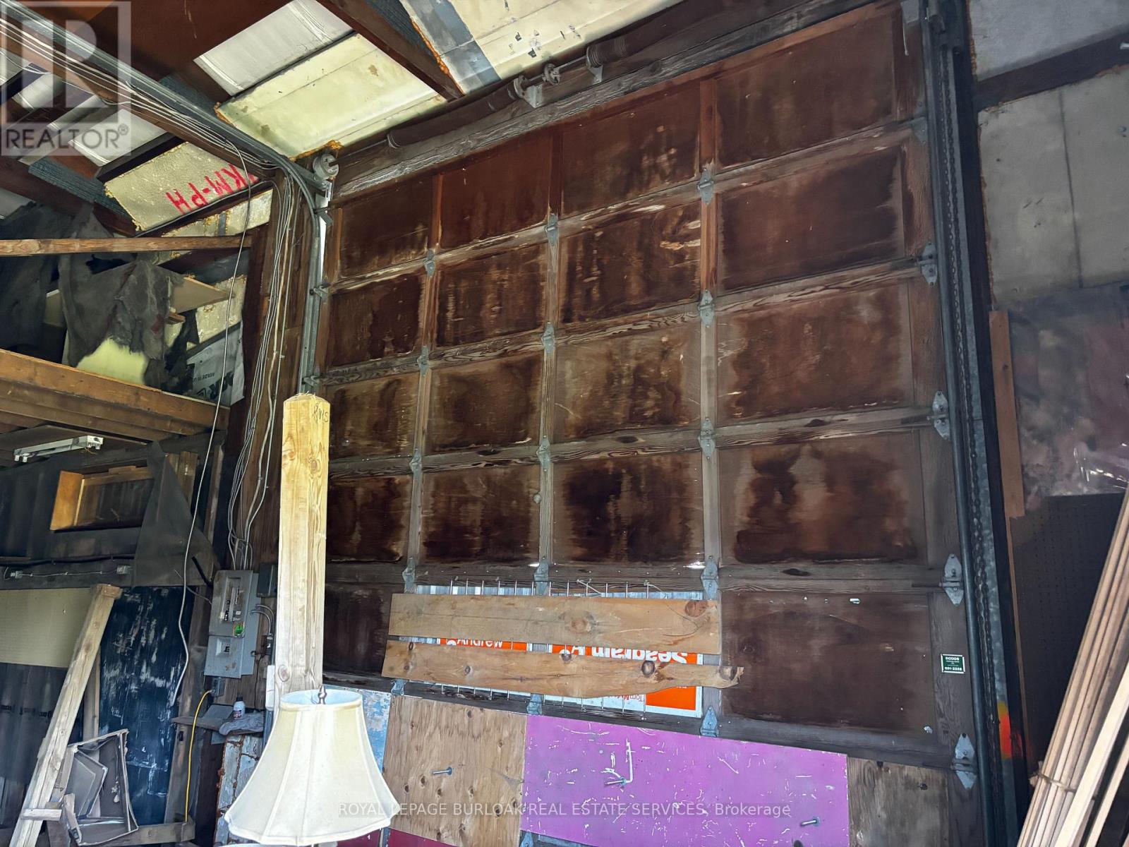 23 Petrolia Street Property Photo 8