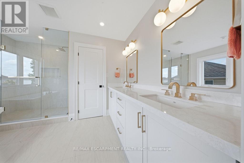 62 Jeremy Street Property Photo 38