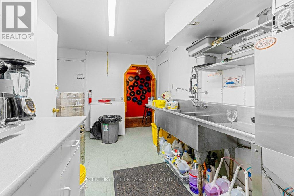 7 Union Street Property Photo 18