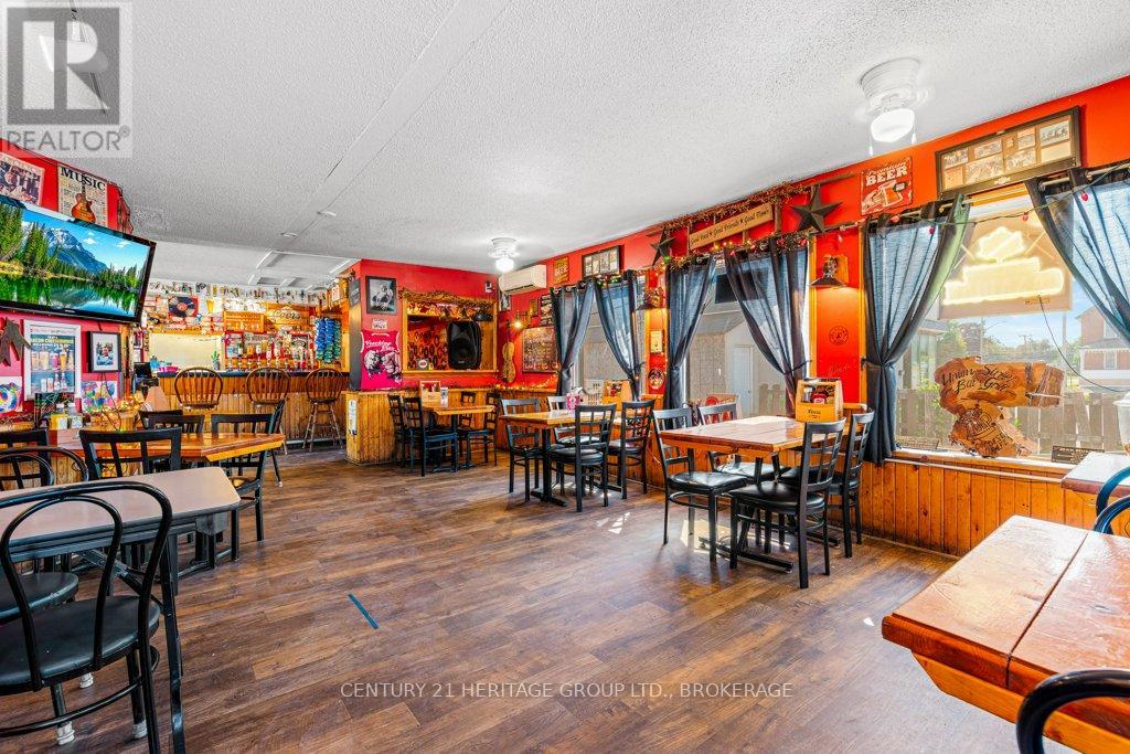 7 Union Street Property Photo 25