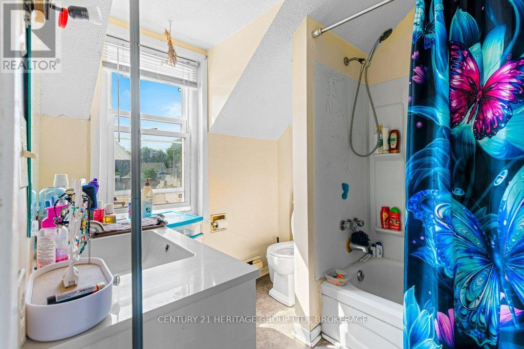 7 Union Street Property Photo 30
