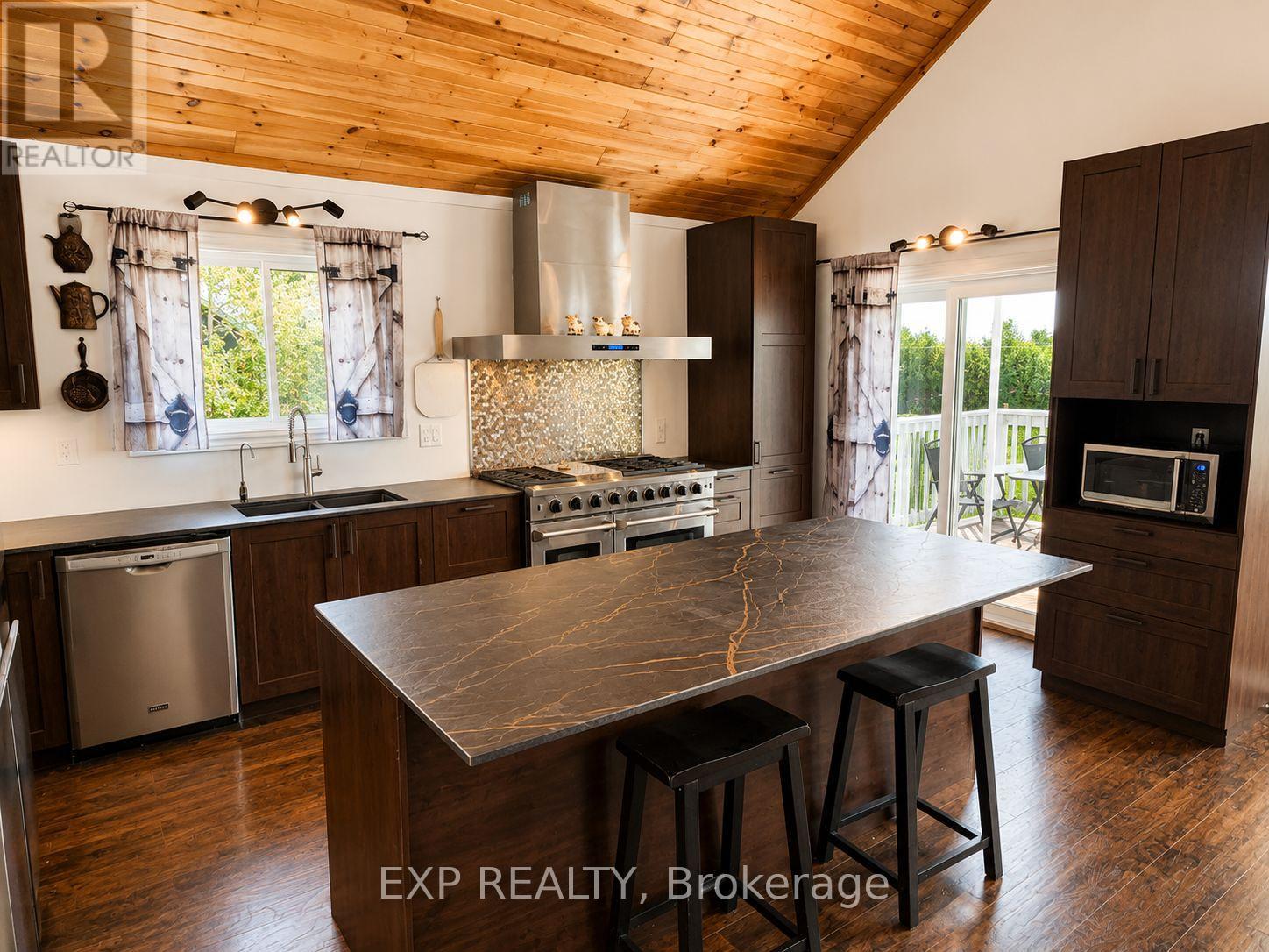 10270 Harvey Road Property Photo 9