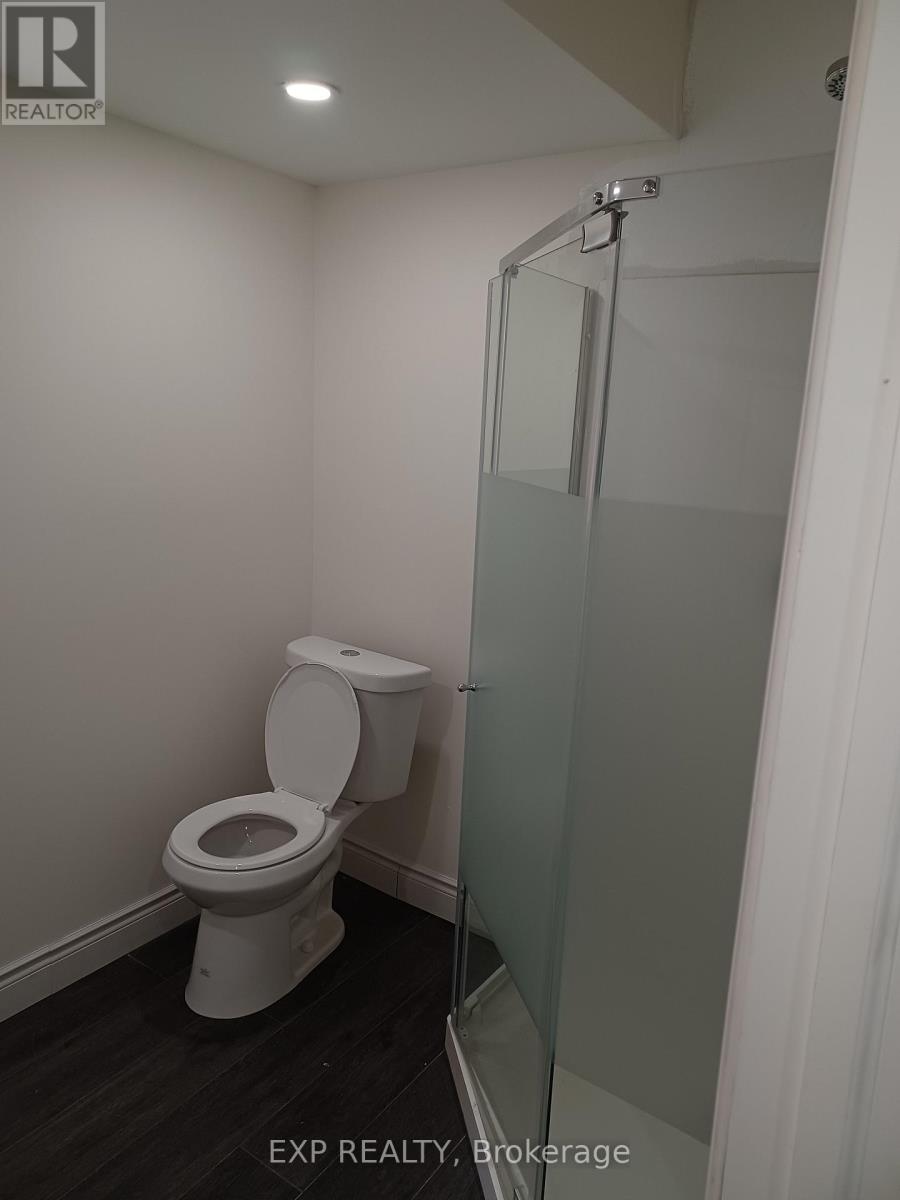 143 Sherman Avenue N Property Photo 3