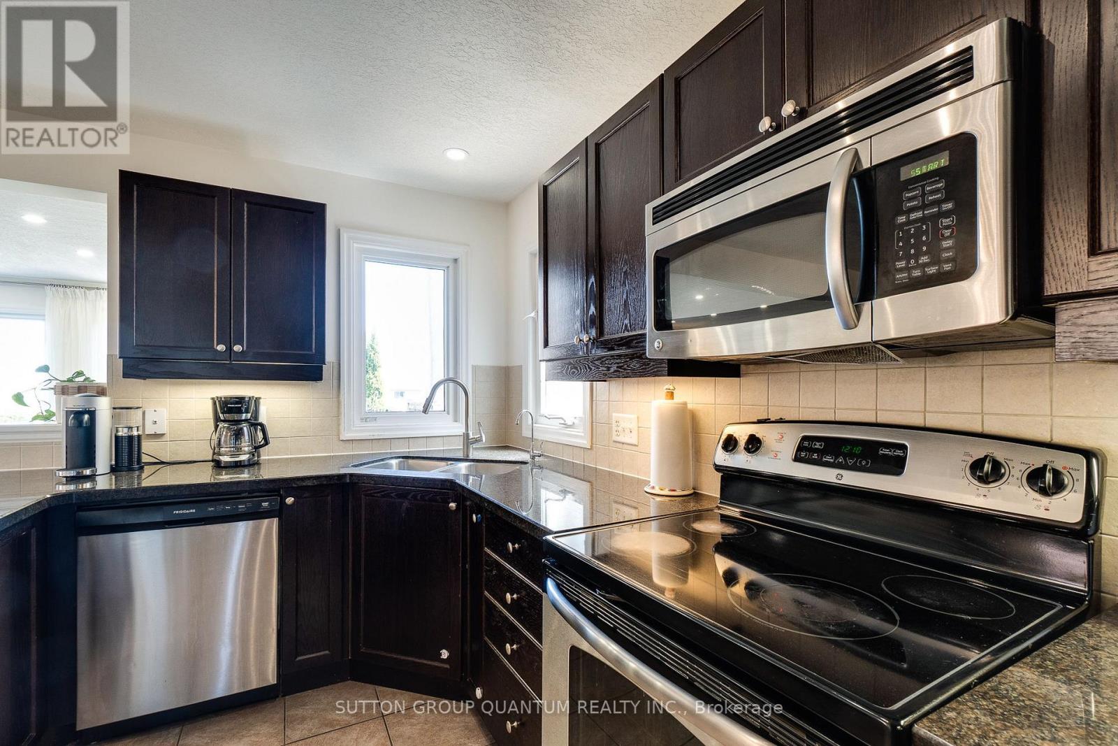 928 Dunblane Court Property Photo 19