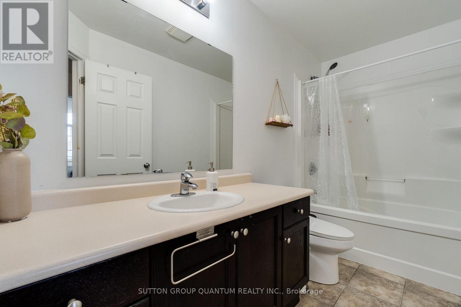 928 Dunblane Court Property Photo 34