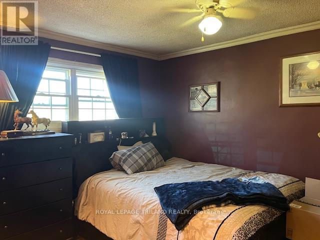 24909 Queens Line Property Photo 14