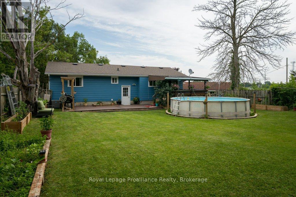 92 Wallbridge Crescent Property Photo 41