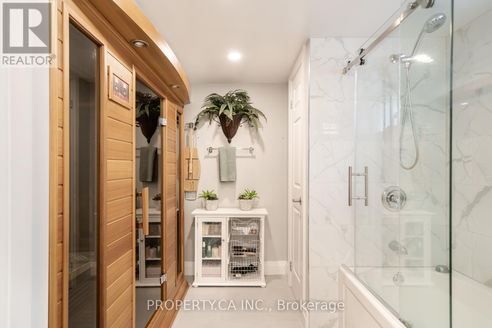 310 Parkside Drive Property Photo 12