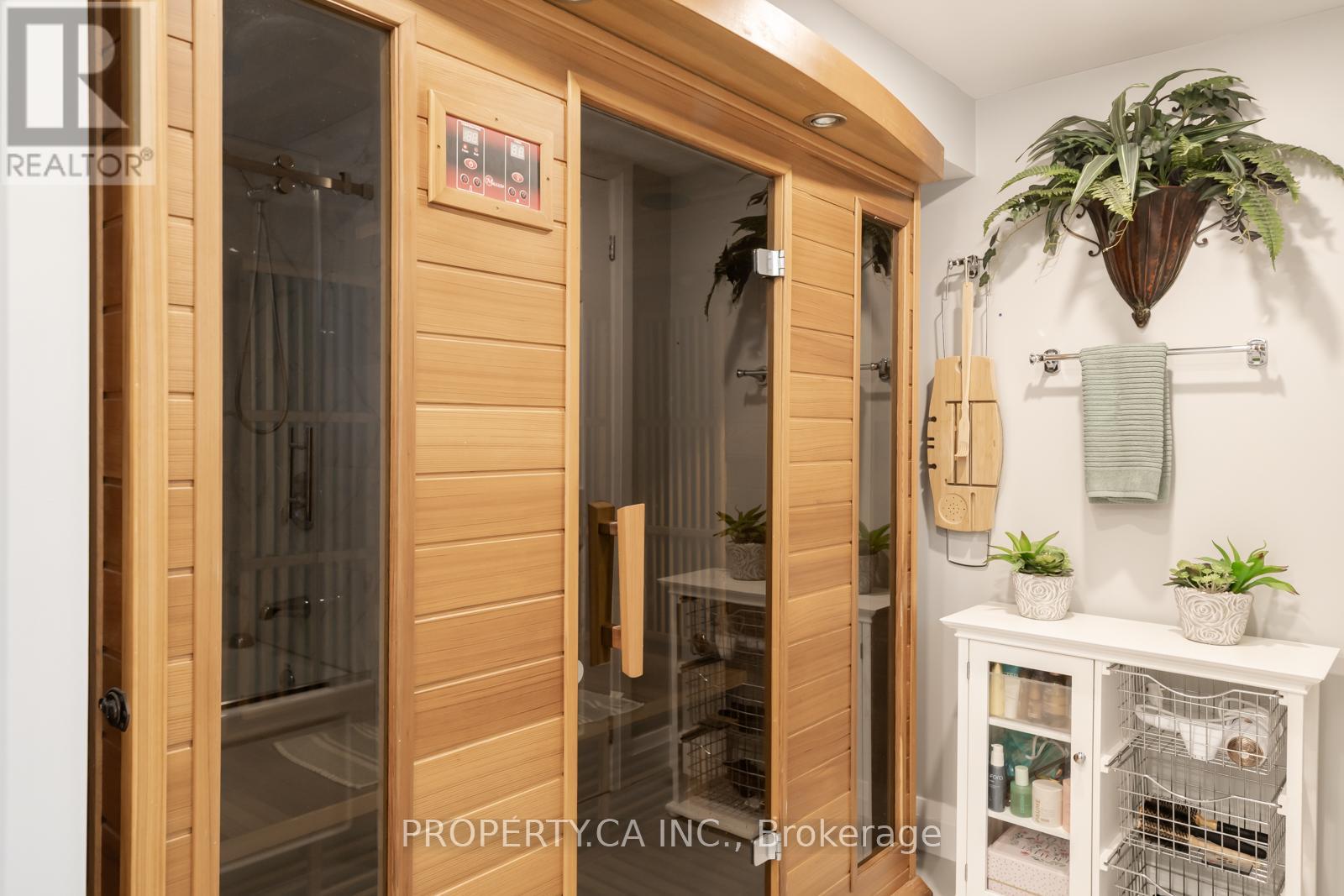 310 Parkside Drive Property Photo 13