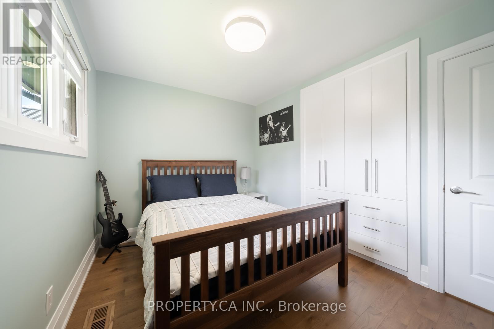 310 Parkside Drive Property Photo 18