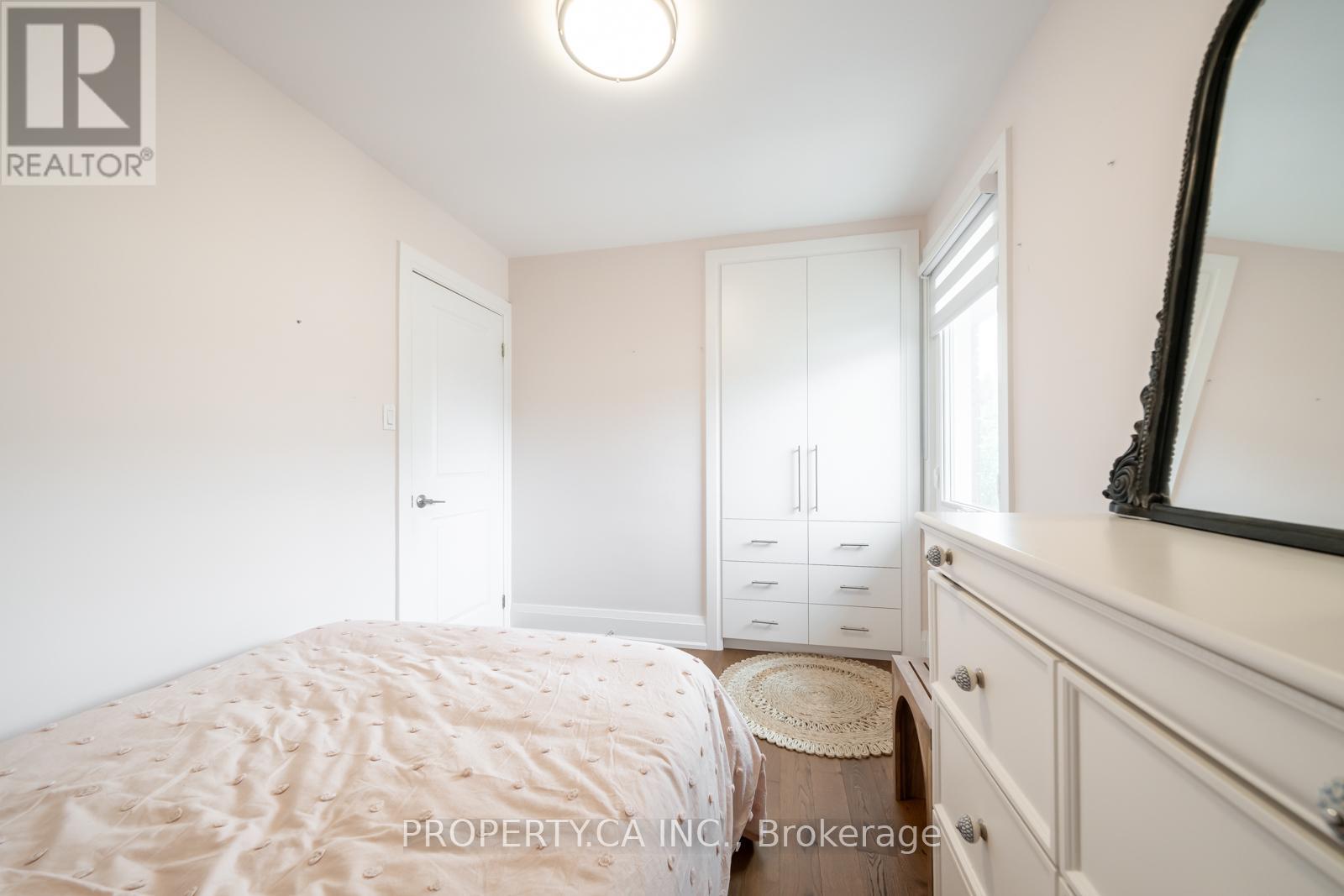 310 Parkside Drive Property Photo 21