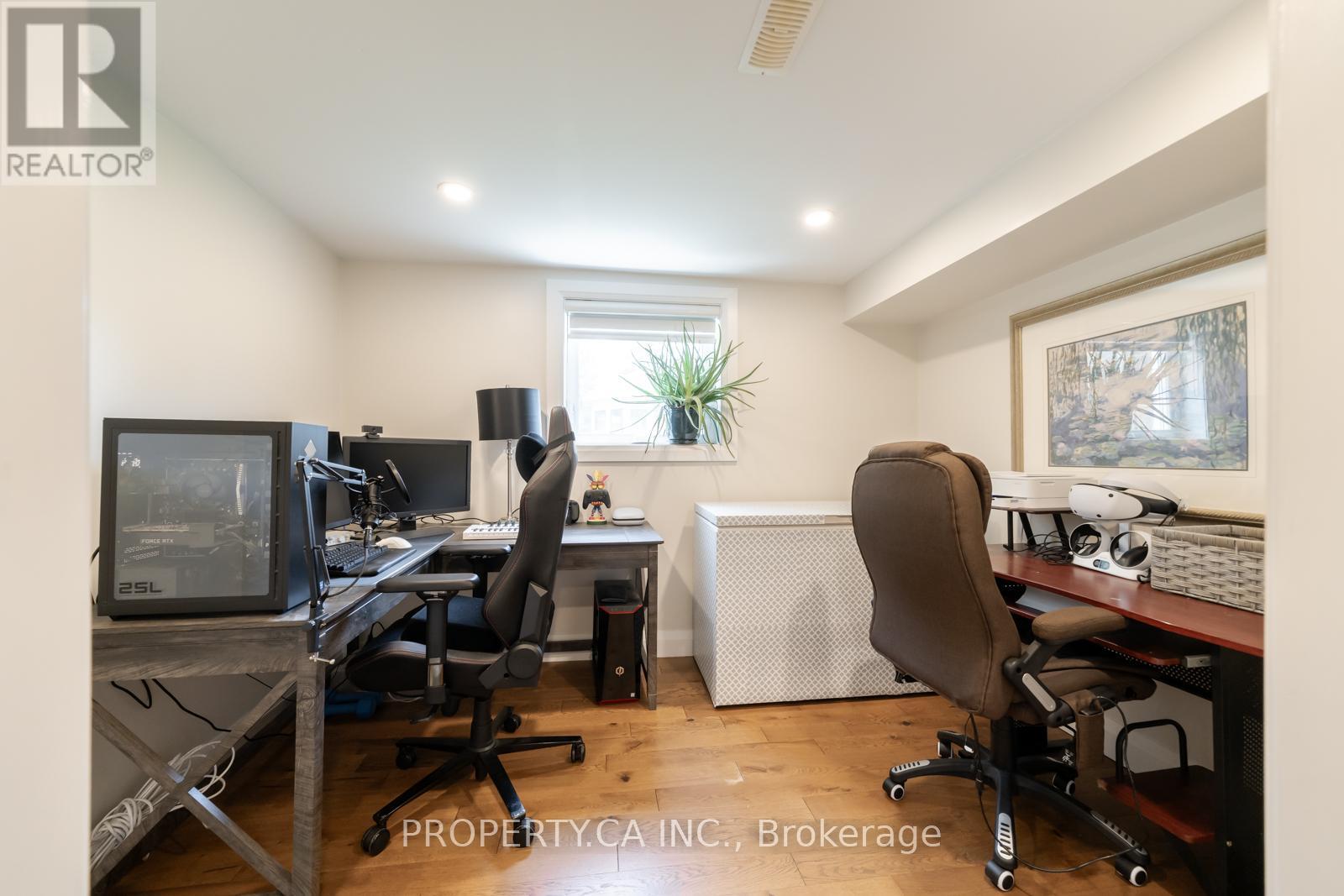 310 Parkside Drive Property Photo 29
