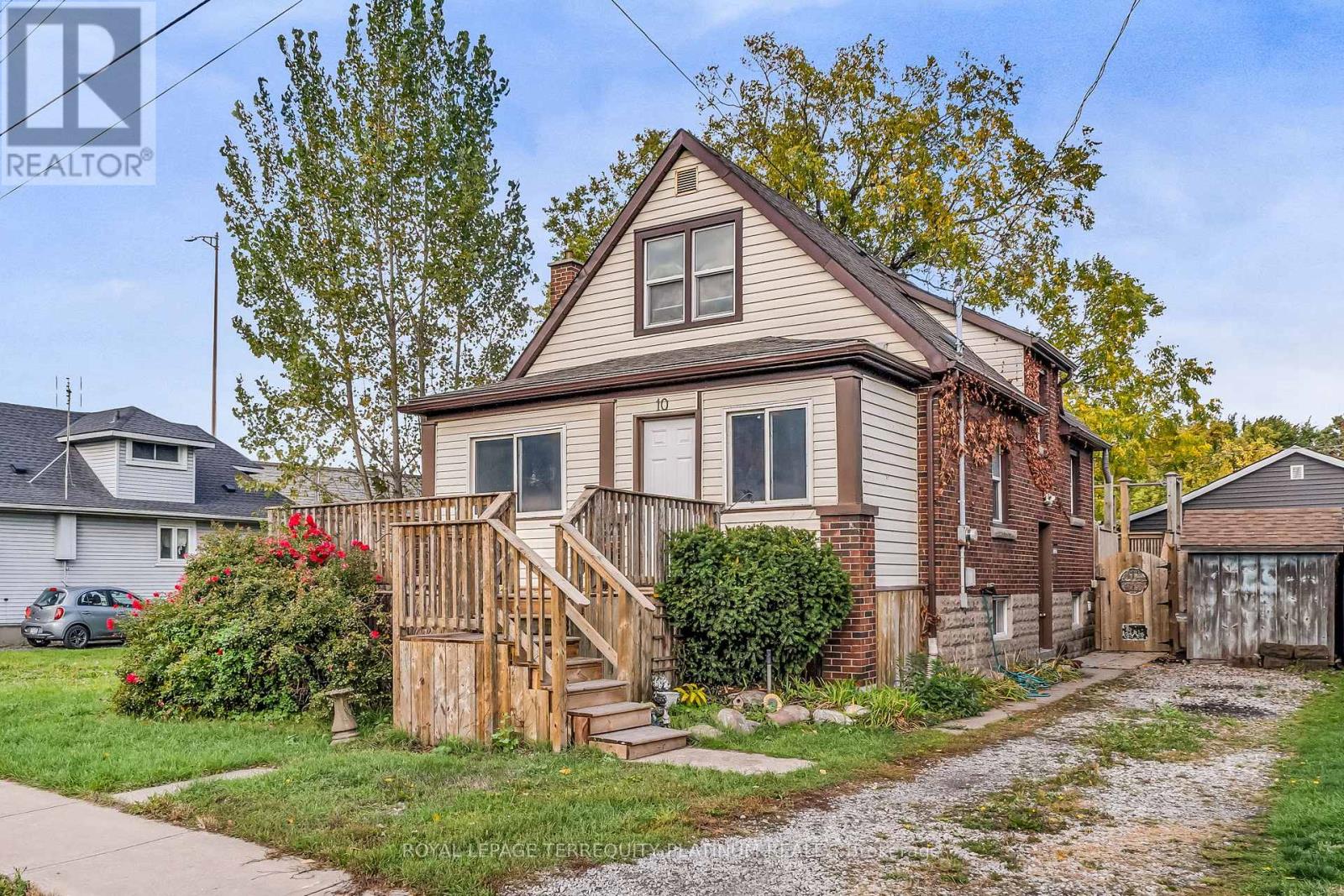 10 LOCARNO AVENUE Property Photo 1