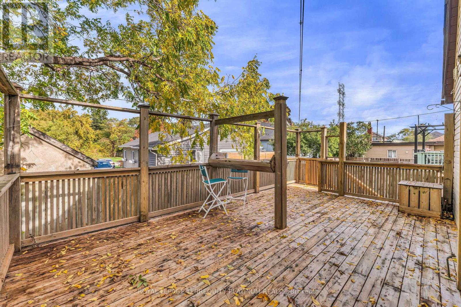 10 Locarno Avenue Property Photo 37