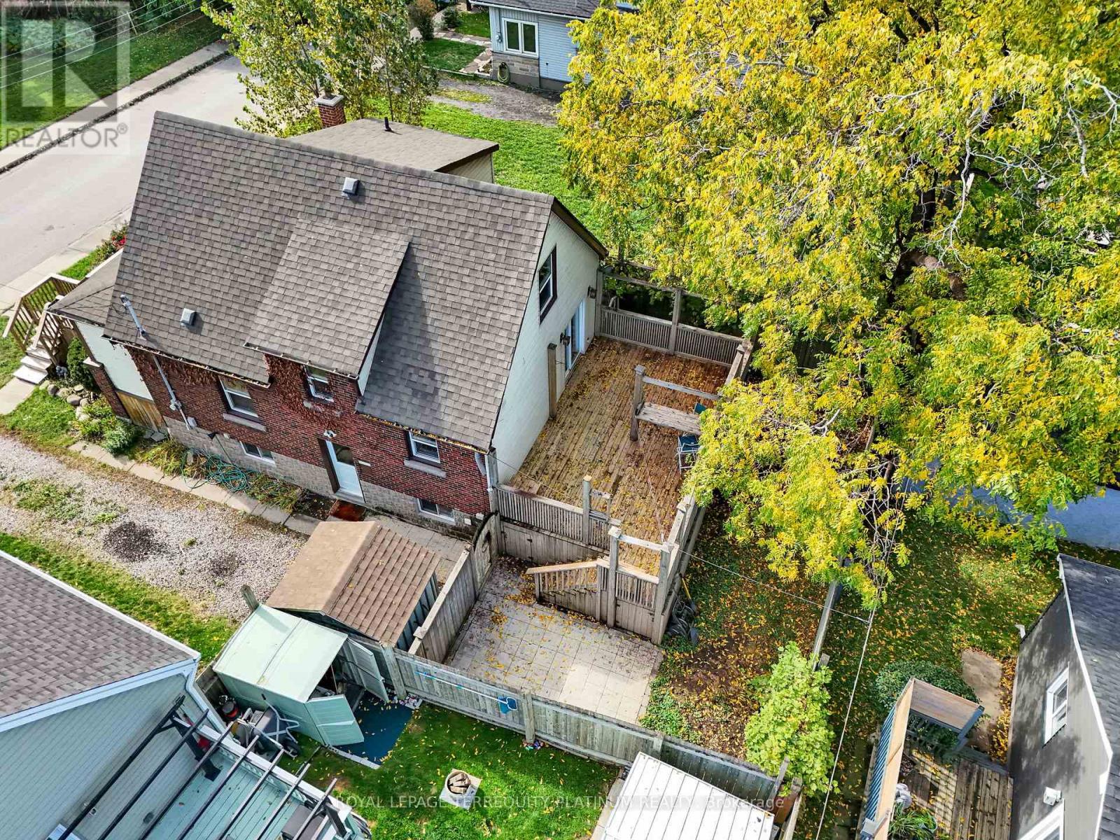 10 Locarno Avenue Property Photo 39