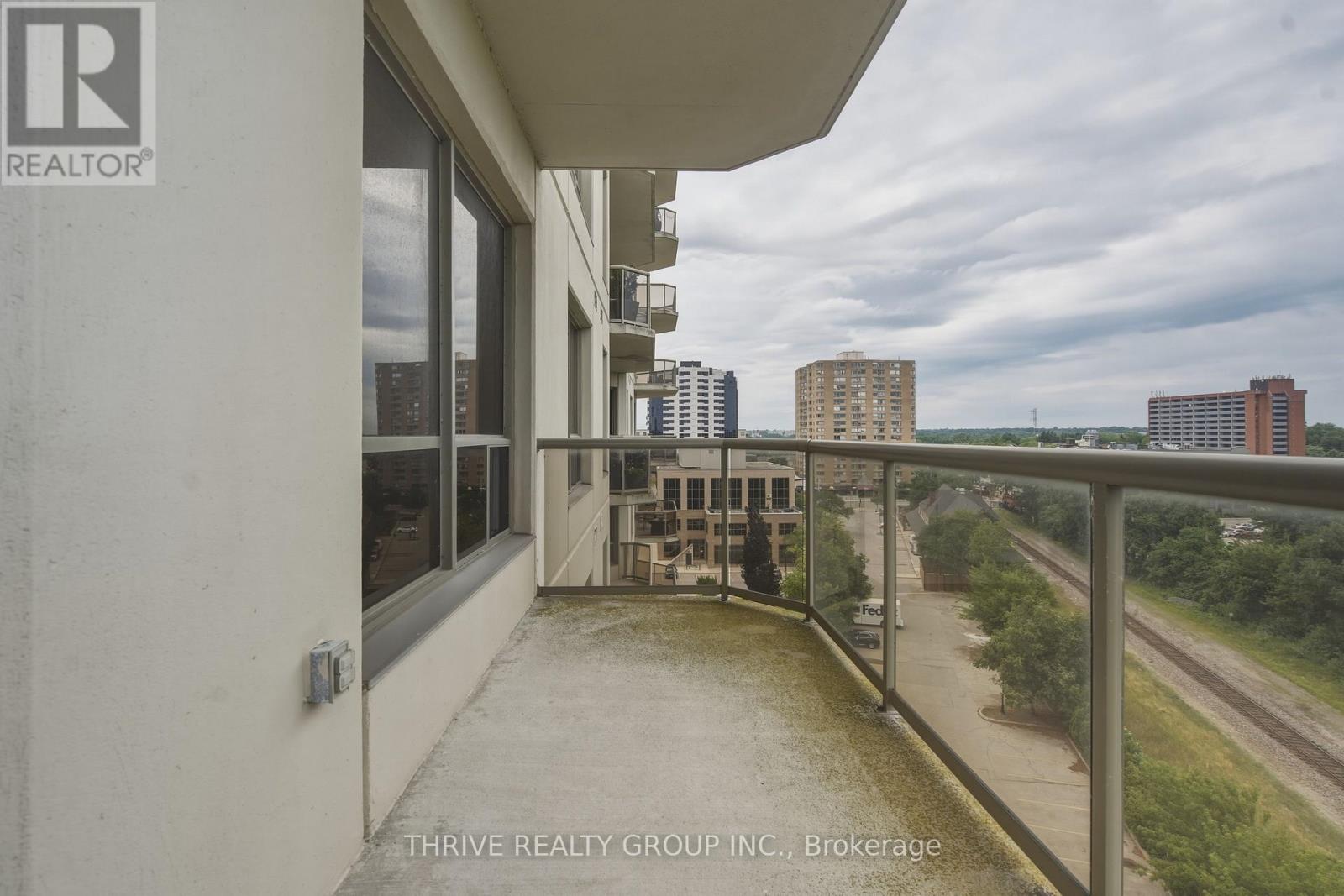 802 - 250 Pall Mall Street Property Photo 30