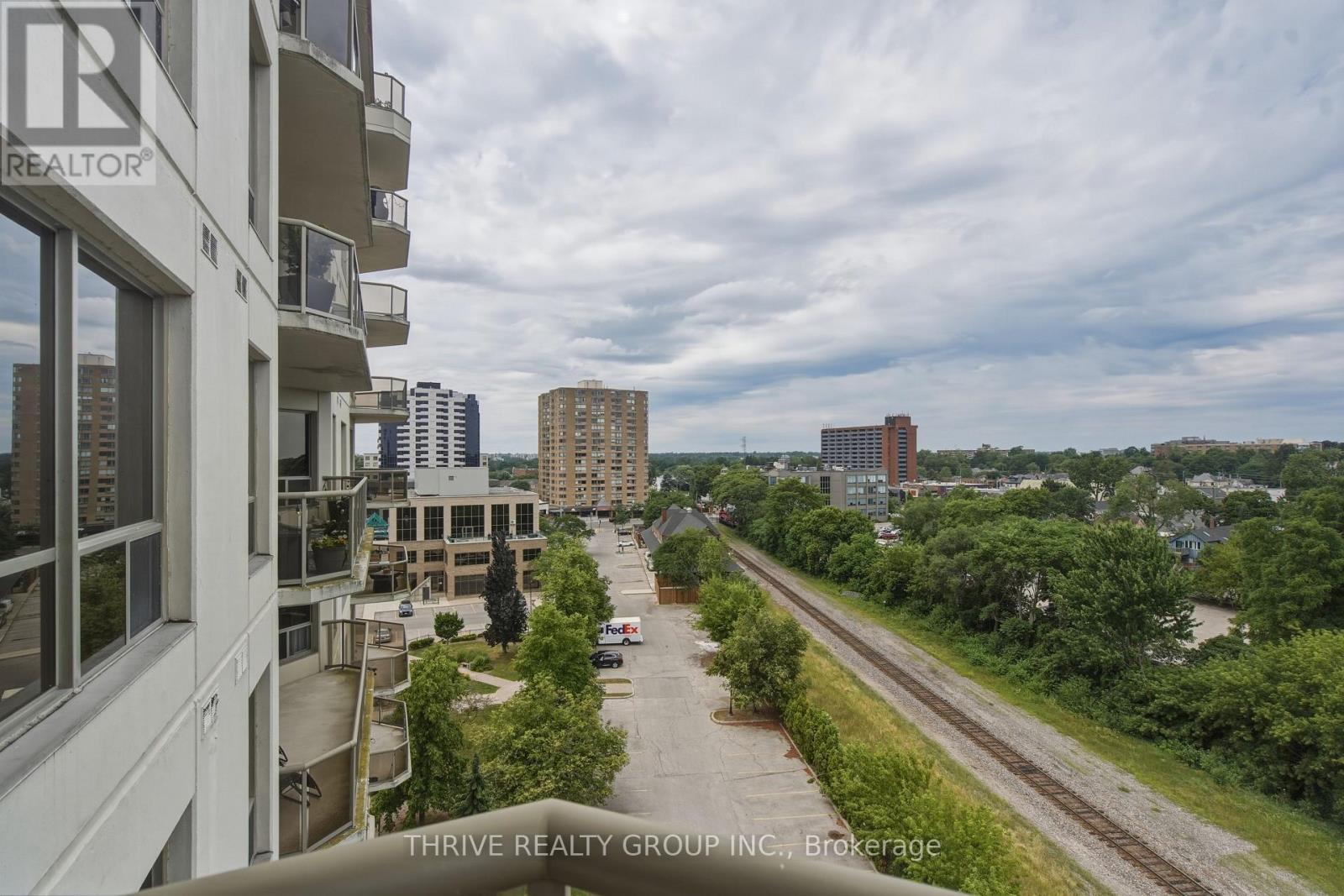 802 - 250 Pall Mall Street Property Photo 34