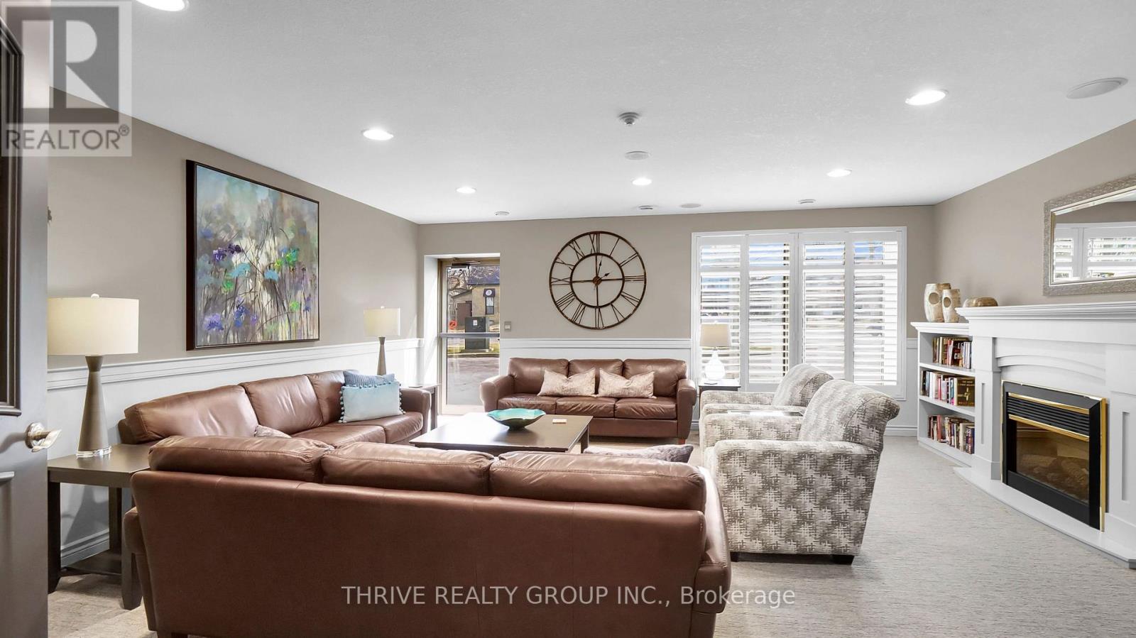 802 - 250 Pall Mall Street Property Photo 39