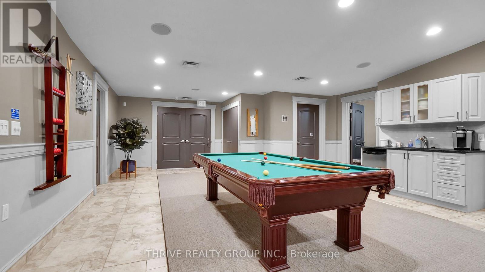 802 - 250 Pall Mall Street Property Photo 41