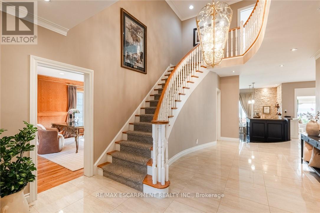 17 Lochside Drive Property Photo 19