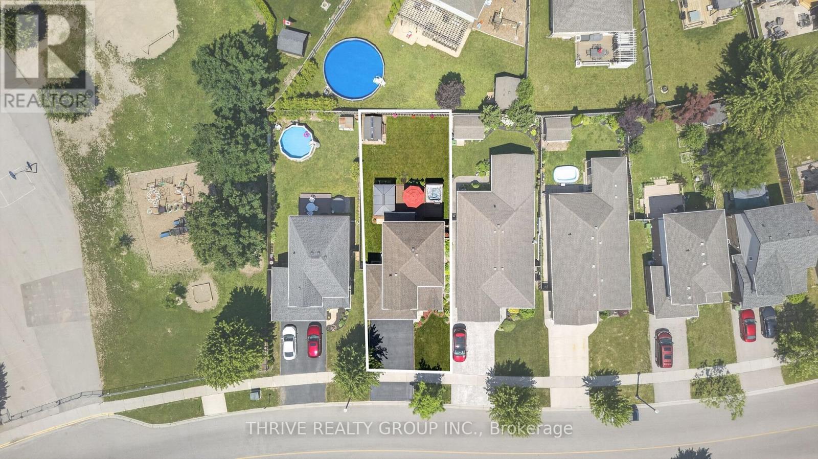 66 Peach Tree Boulevard Property Photo 2
