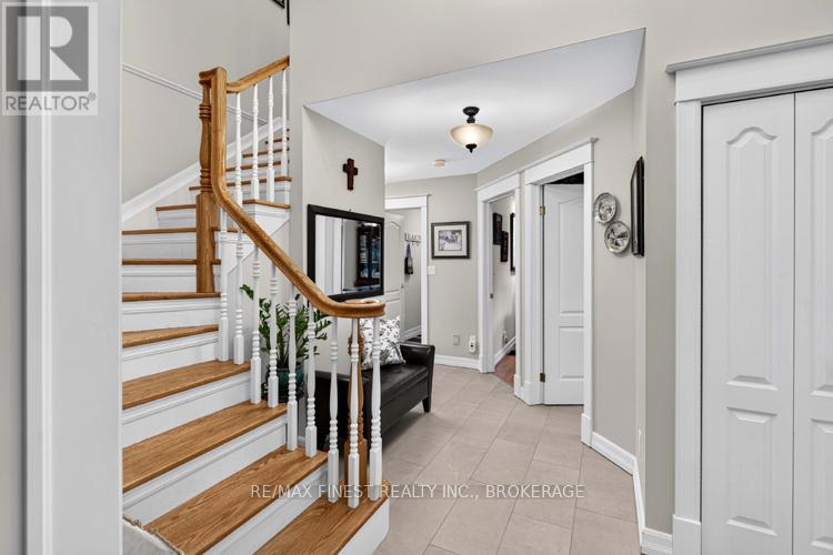 2038 Valleyview Drive Property Photo 6