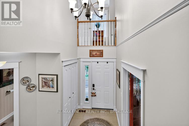 2038 Valleyview Drive Property Photo 7