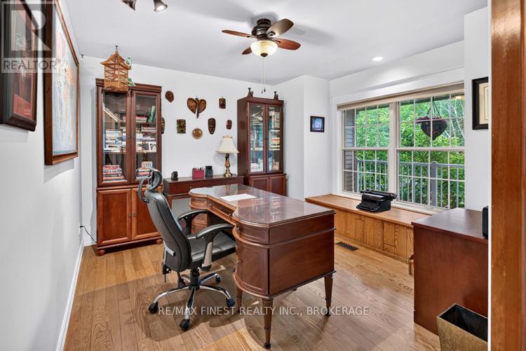 2038 Valleyview Drive Property Photo 25