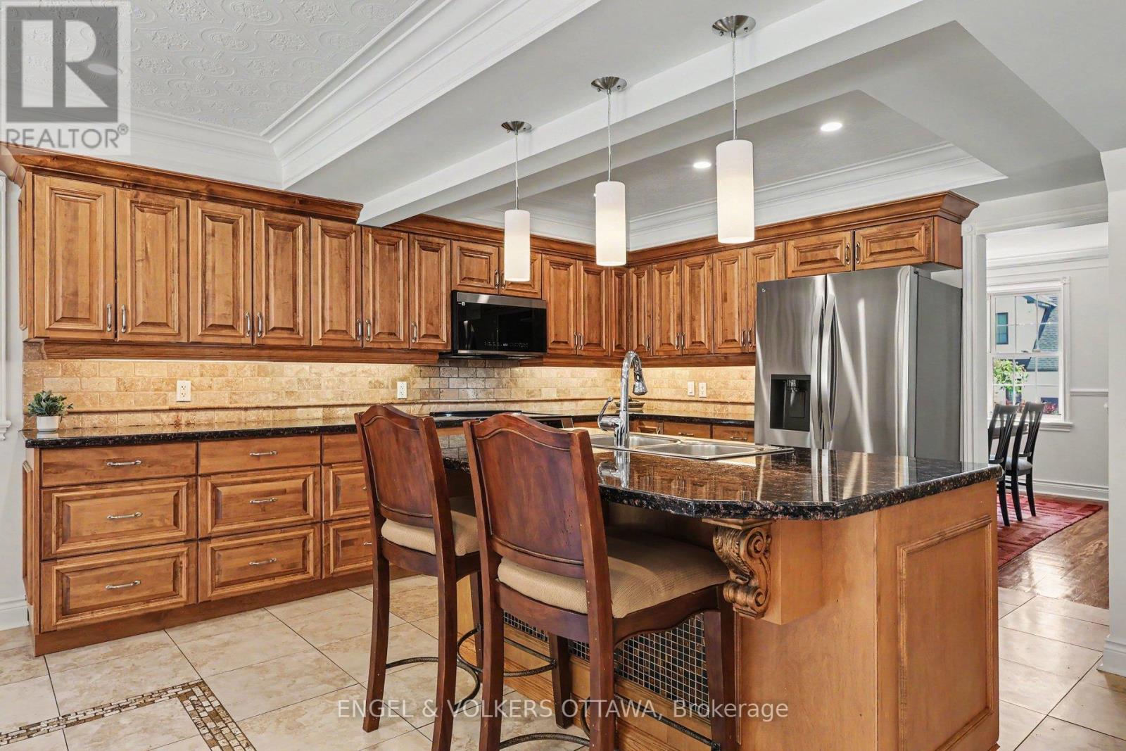 101 Ivy Crescent Property Photo 10