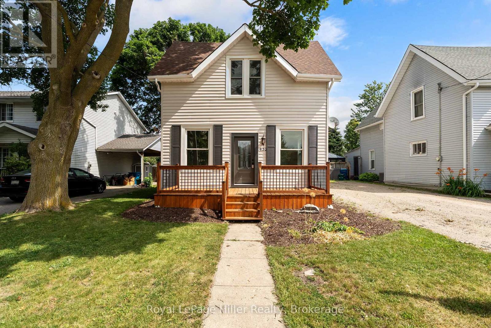 432 ALBERT STREET