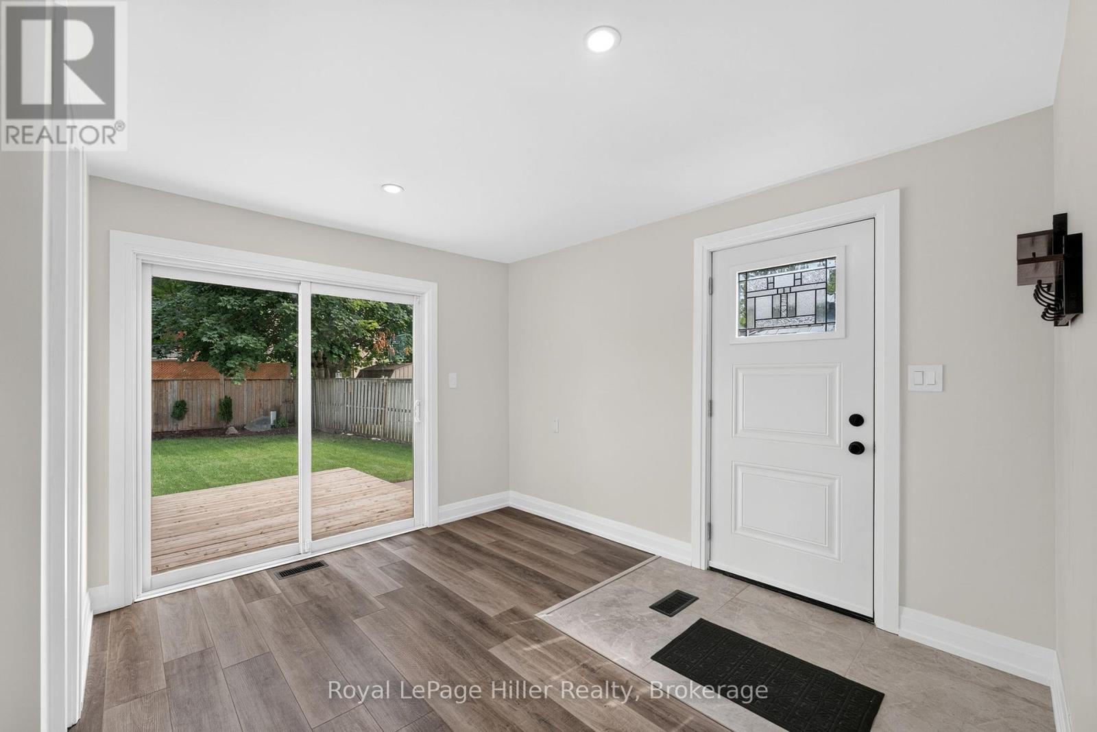 432 Albert Street Property Photo 18